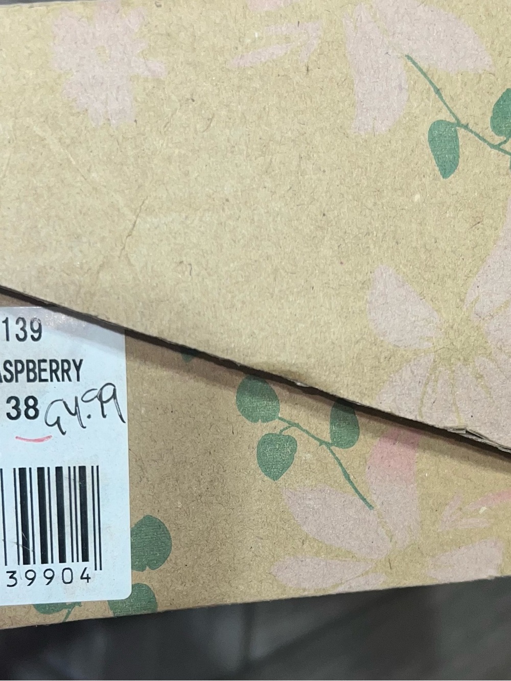 Women’s Isle Jacobsen Shoe NWT